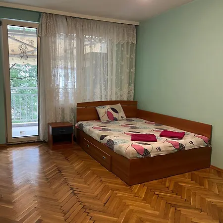 Cosy In Lozenets Апартаменты София