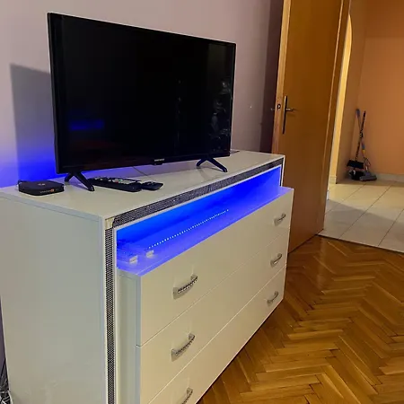 Cosy In Lozenets Апартаменты *